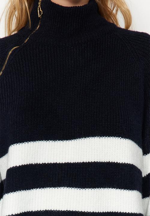 Trendyol - Stand-up collar sweater - navy