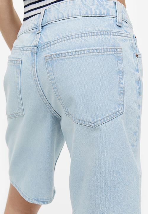 H&M - Bermuda low shorts - pale denim blue