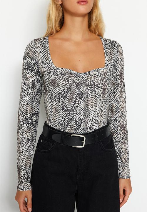 Trendyol - Snake print sweatheart neck bodysuit - multi