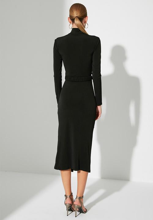 Trendyol - Fitted draped dress - black