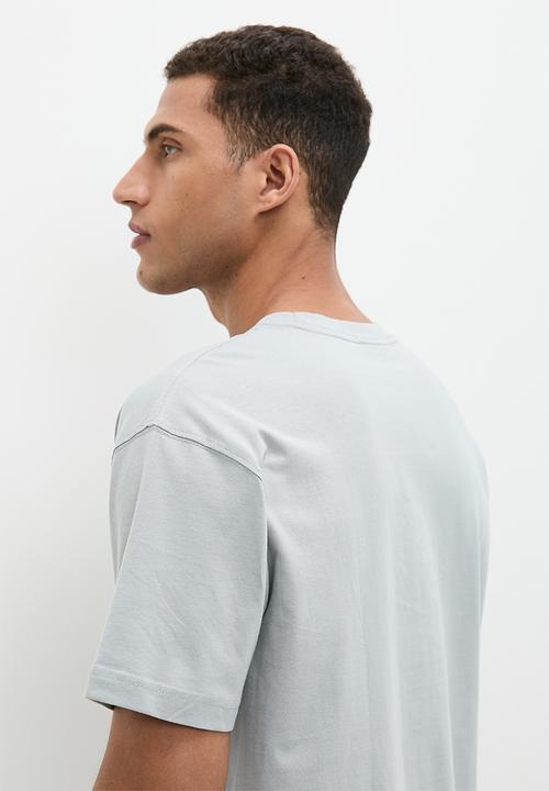 Cotton On - Premium loose fit art T-shirt - citadel/get away