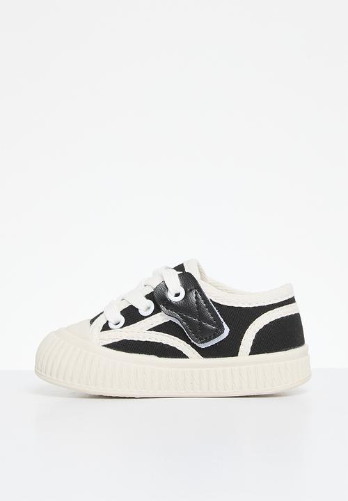 Pop Candy - Lace up sneakers - black & white