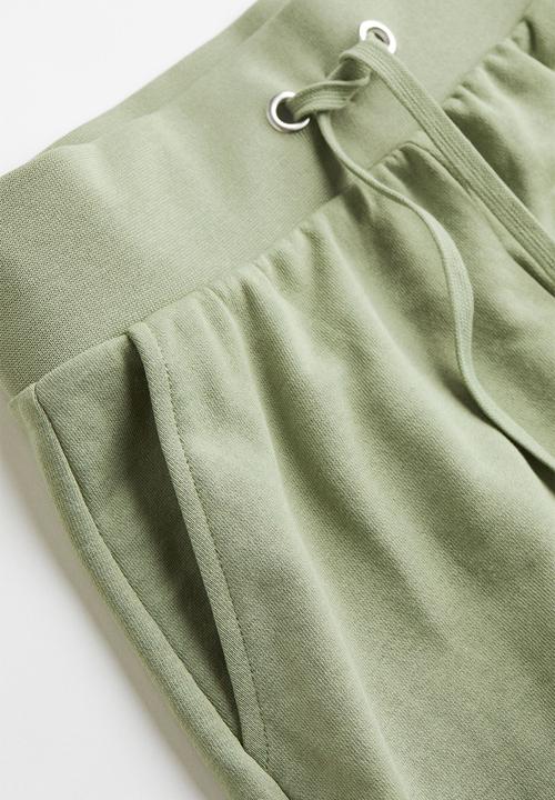 H&M - Sweatshorts - light khaki green