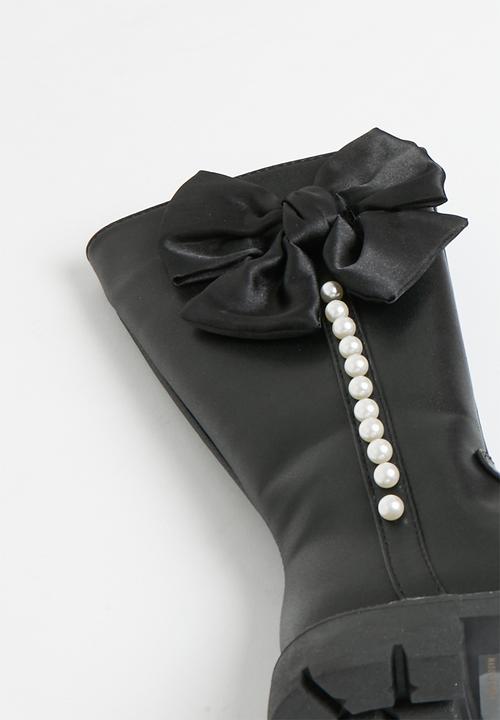 Pop Candy - Bowknot décor boots - black