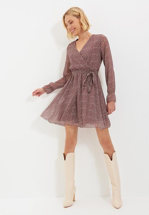 Trendyol - Midi knitwear dress - brown