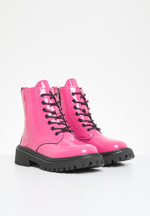 Pop Candy - Lace up patent boots - pink