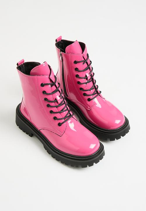 Pop Candy - Lace up patent boots - pink