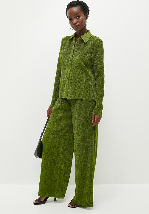 Glamorous - Plisse Glitter Shirt - Green
