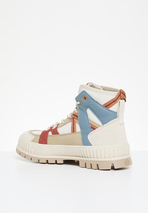Palladium - Pallashock outcity - almond milk