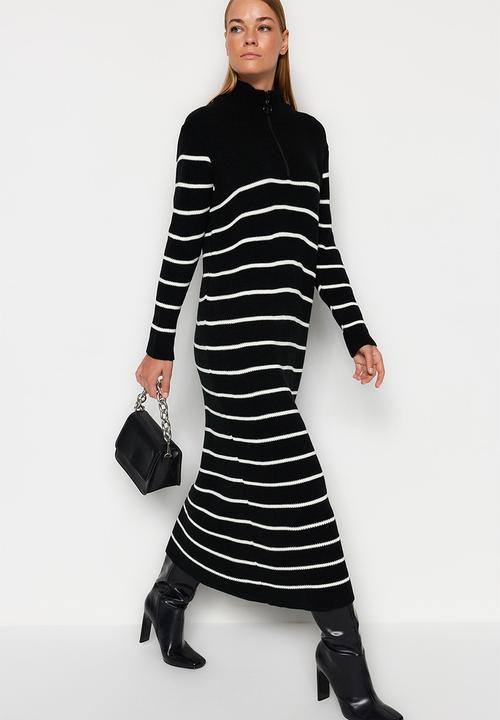 Trendyol - Modest striped sweater dress - black