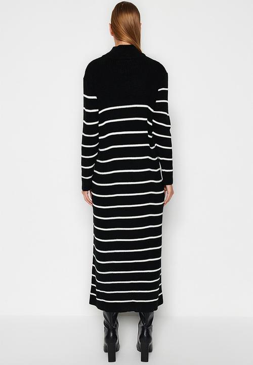 Trendyol - Modest striped sweater dress - black