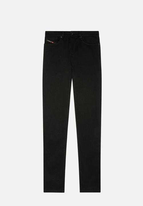 Diesel  - 2023 D-Finitive - Black