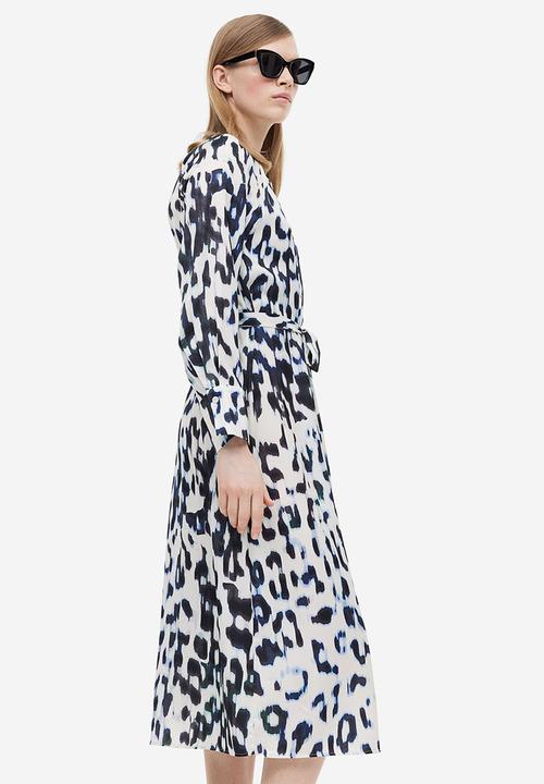 H&M - Tie-belt dress - cream leopard print 