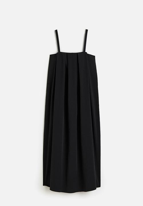 H&M - Pleated dress - black