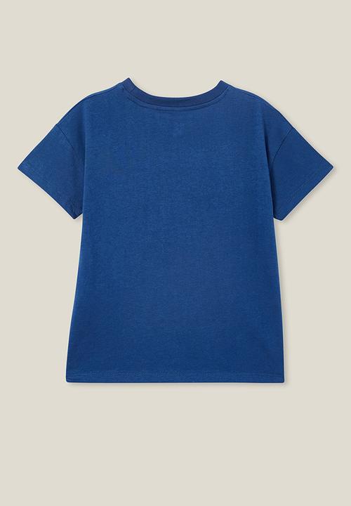 Cotton On - Poppy short sleeve print tee - petty blue/somewhere rainbow