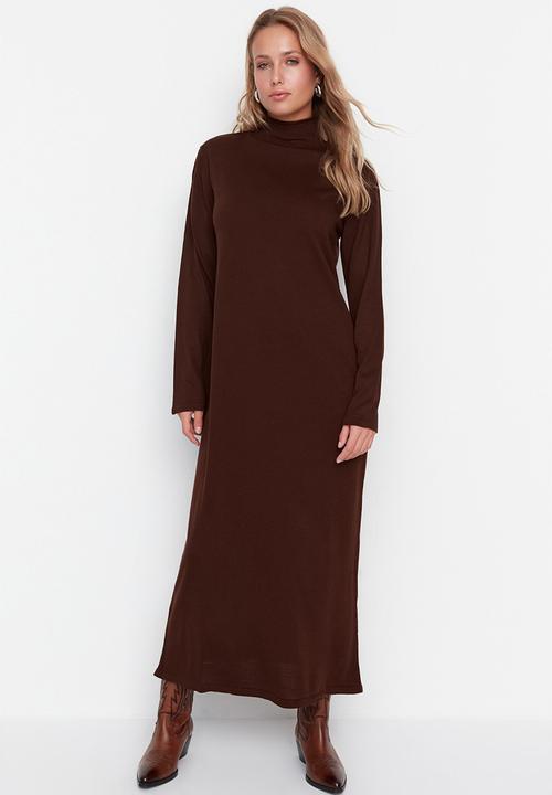 Trendyol - Modest sweater dress - brown