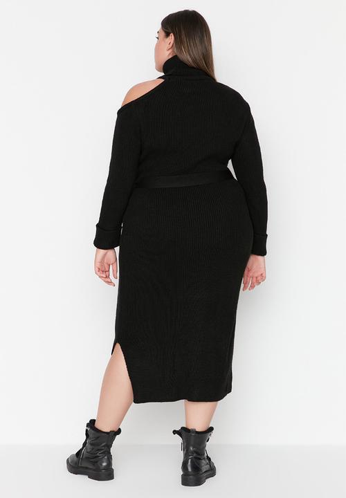 Trendyol - Plus cut-out sweater dress - black