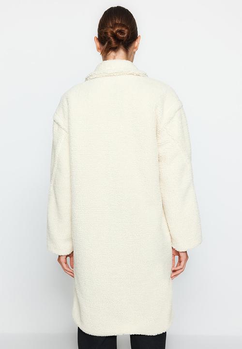 Trendyol - Oversized plush coat - ecru