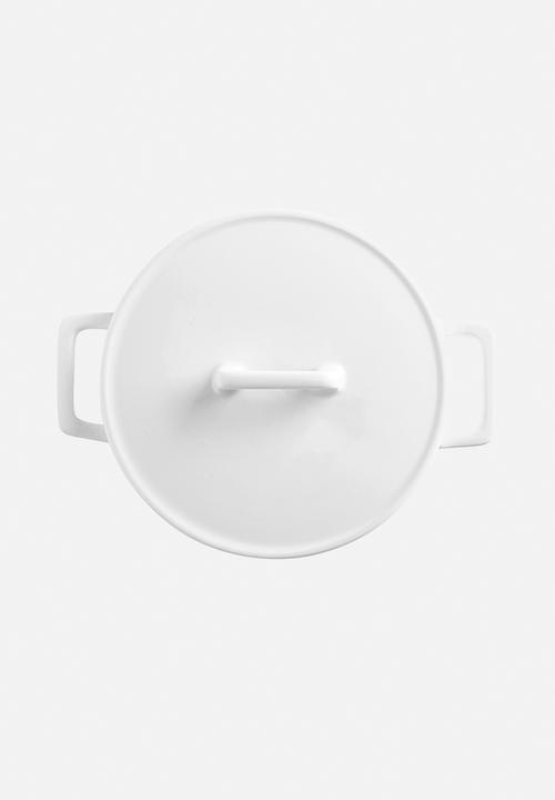 Maxwell & Williams - Epic Round Casserole 500ml with Lid - White