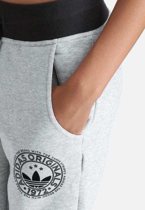 adidas Originals - Cuffed Track Pants Fleece