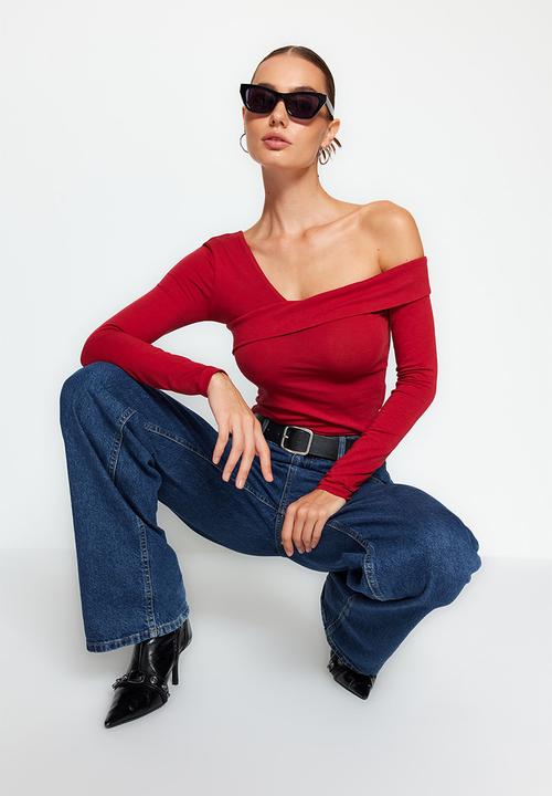 Trendyol - Off the shoulder long sleeve top - red