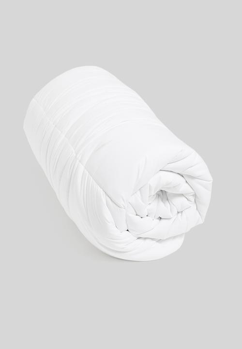 Sixth Floor - 13 Tog All Season Duvet - 3 in 1 