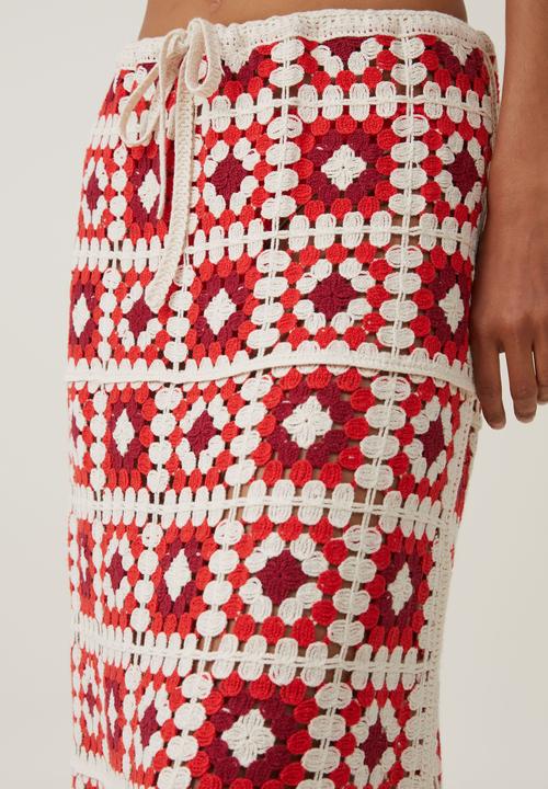Cotton On - Crochet Knit Maxi Skirt - Ecru & Summer Red