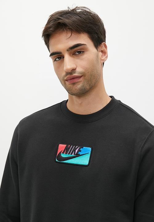 Nike - M nk club+ bb crew patch gx - black