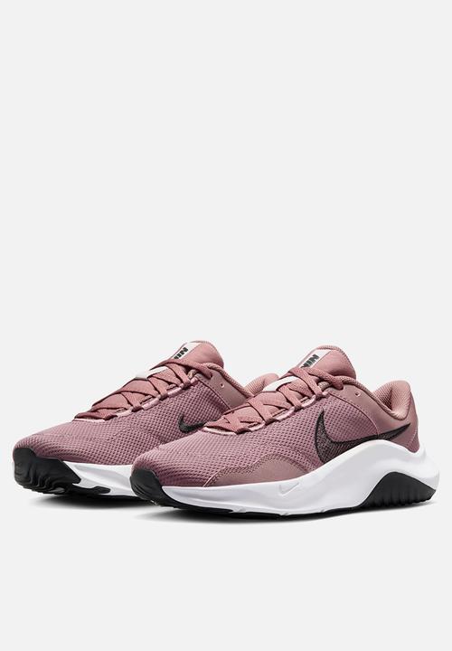 Nike - Legend essential 3 next nature