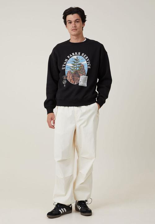 Cotton On - Oversized graphic sweater - black landscapes 