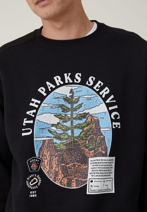Cotton On - Oversized graphic sweater - black landscapes 