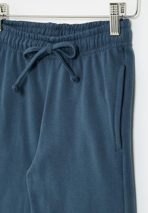 Rebel Republic - Printed sweat shorts - navy