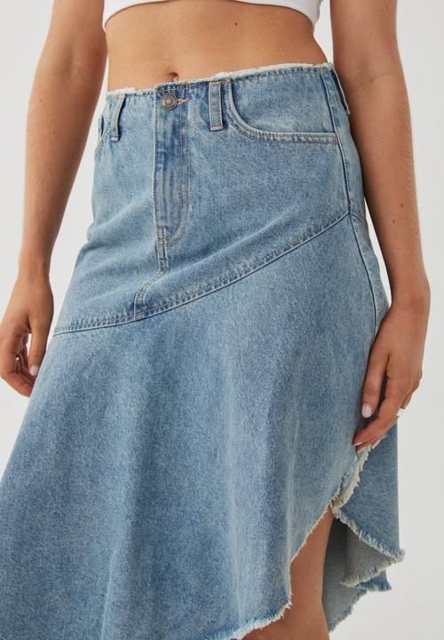 Supré  - Asymmetrical Denim Midi Skirt - Byron Blue