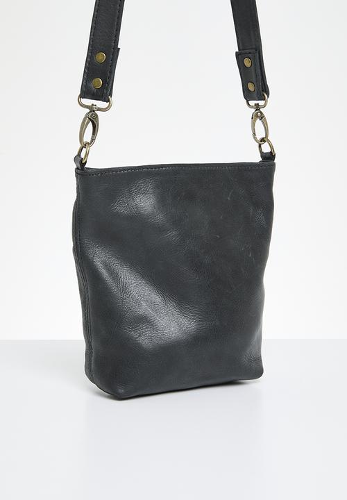 Bovino - Villa cross body - black