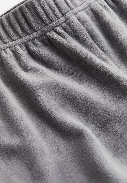 H&M - Velour shorts - grey