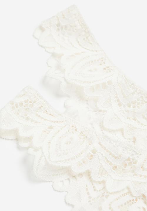 H&M - 2-pack lace thong briefs - white