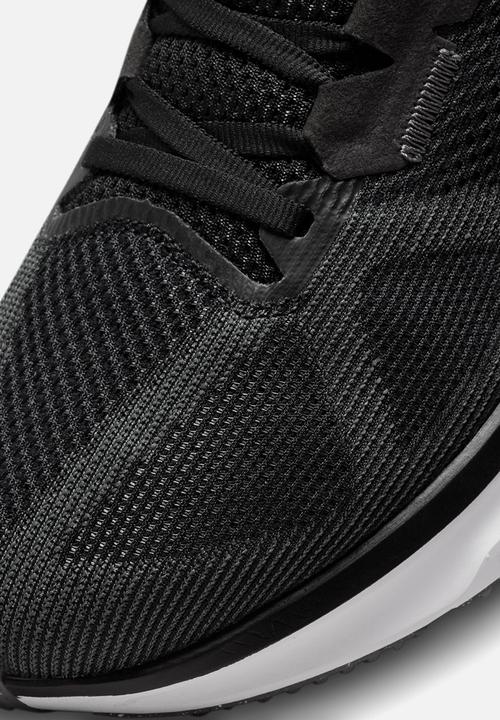 Nike - Nike structure 25 - black/white/iron grey
