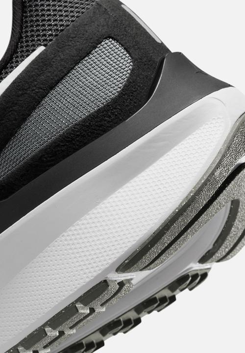Nike - Nike structure 25 - black/white/iron grey