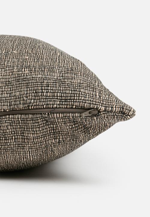 Hertex Fabrics - Roma feather inner cushion - neutral