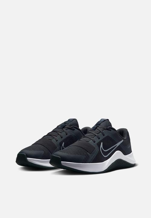 nike t10 trainers