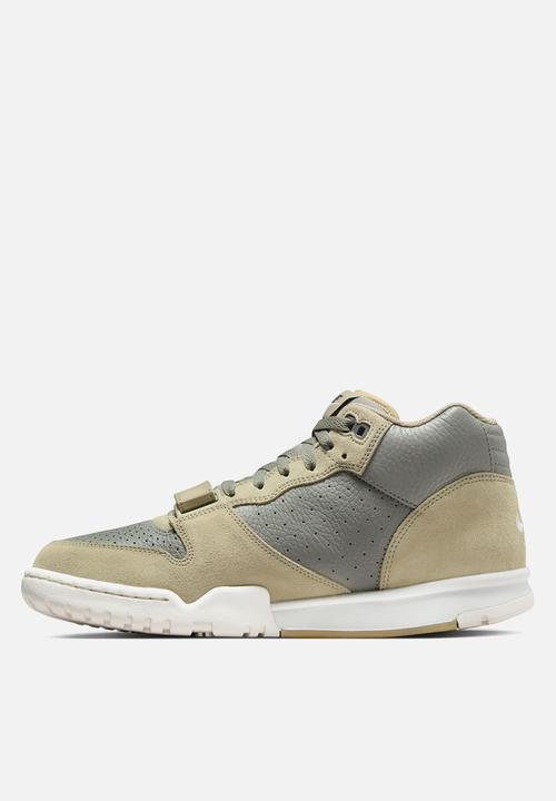 Nike - AIR TRAINER 1