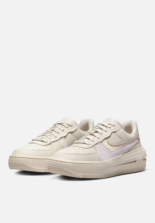 Nike - Air Force 1 PLT.AF.ORM