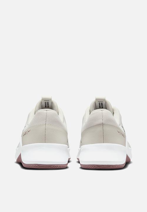 Nike - MC Trainer 2