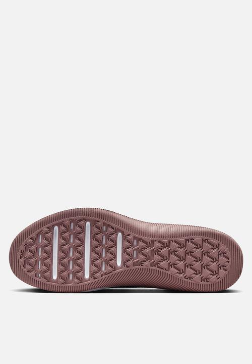 Nike - MC Trainer 2