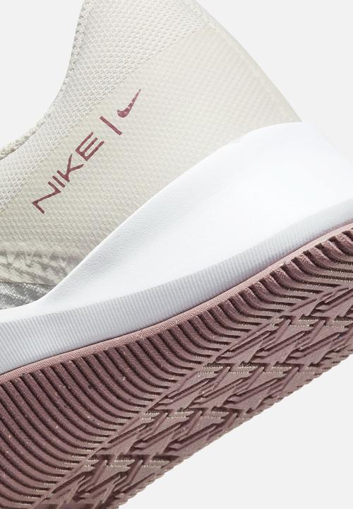 Nike - MC Trainer 2