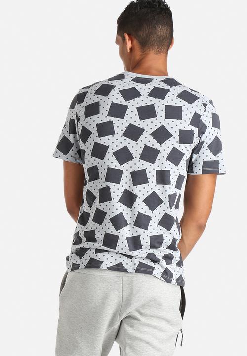 Nike - Air Max All Over Print Tee