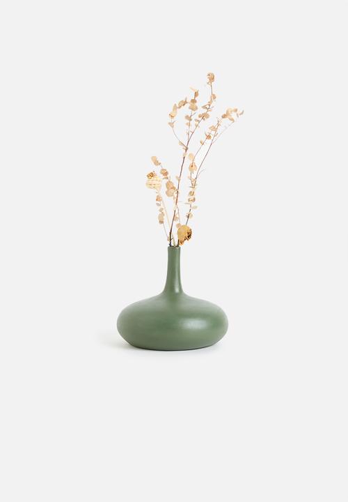 Grey Gardens - Rio vessel - grey forest