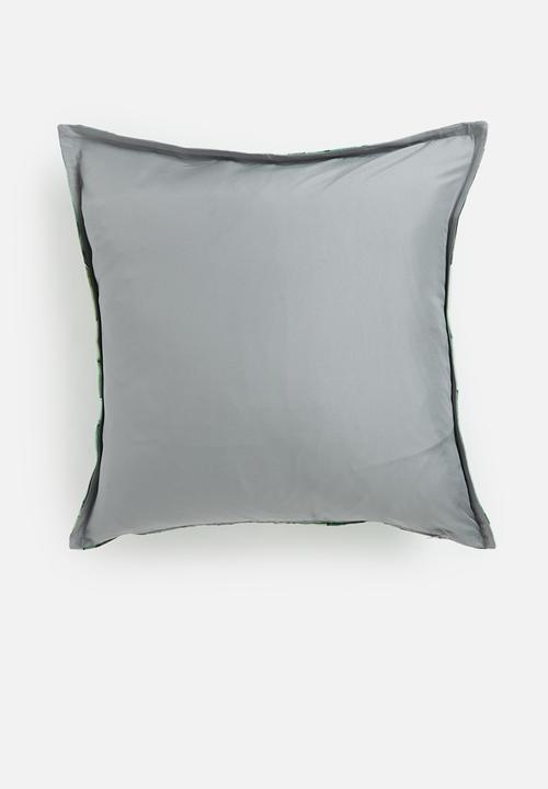 Grey Gardens - Petals Cushion Cover - Green