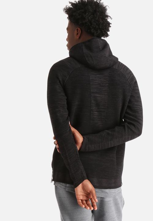 Nike - Tech Knit Windrunner