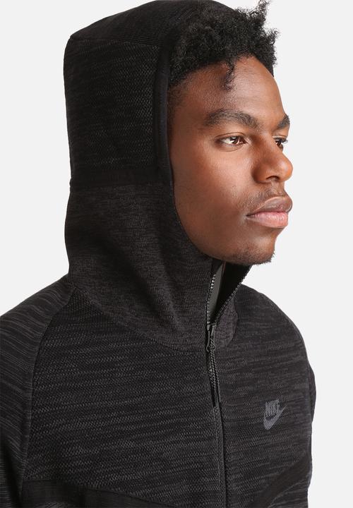 Nike - Tech Knit Windrunner